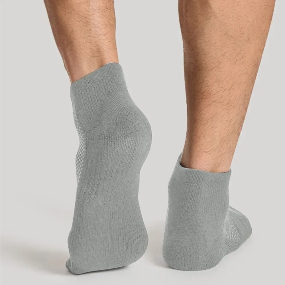 NWOT Tommie Copper Men’s Gray Ankle Compression Socks - 2 Pair - Size Large